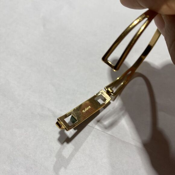 Avon Vintage 1978 Gold-Tone Green Faux Treasured Jade Bar Hinged Bracelet 2.2” - Picture 8 of 12